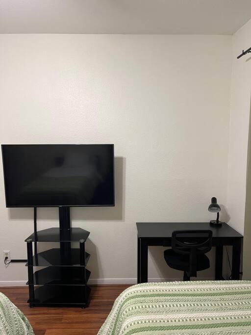 Home Away From Home-Cozy 2 Bdrm Condo/Med Cntr/Nrg Houston Exterior foto