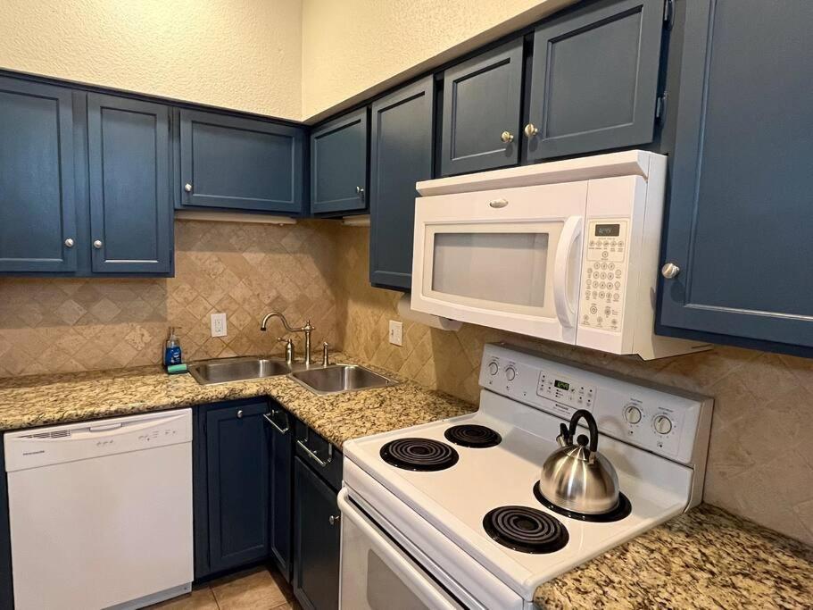 Home Away From Home-Cozy 2 Bdrm Condo/Med Cntr/Nrg Houston Exterior foto